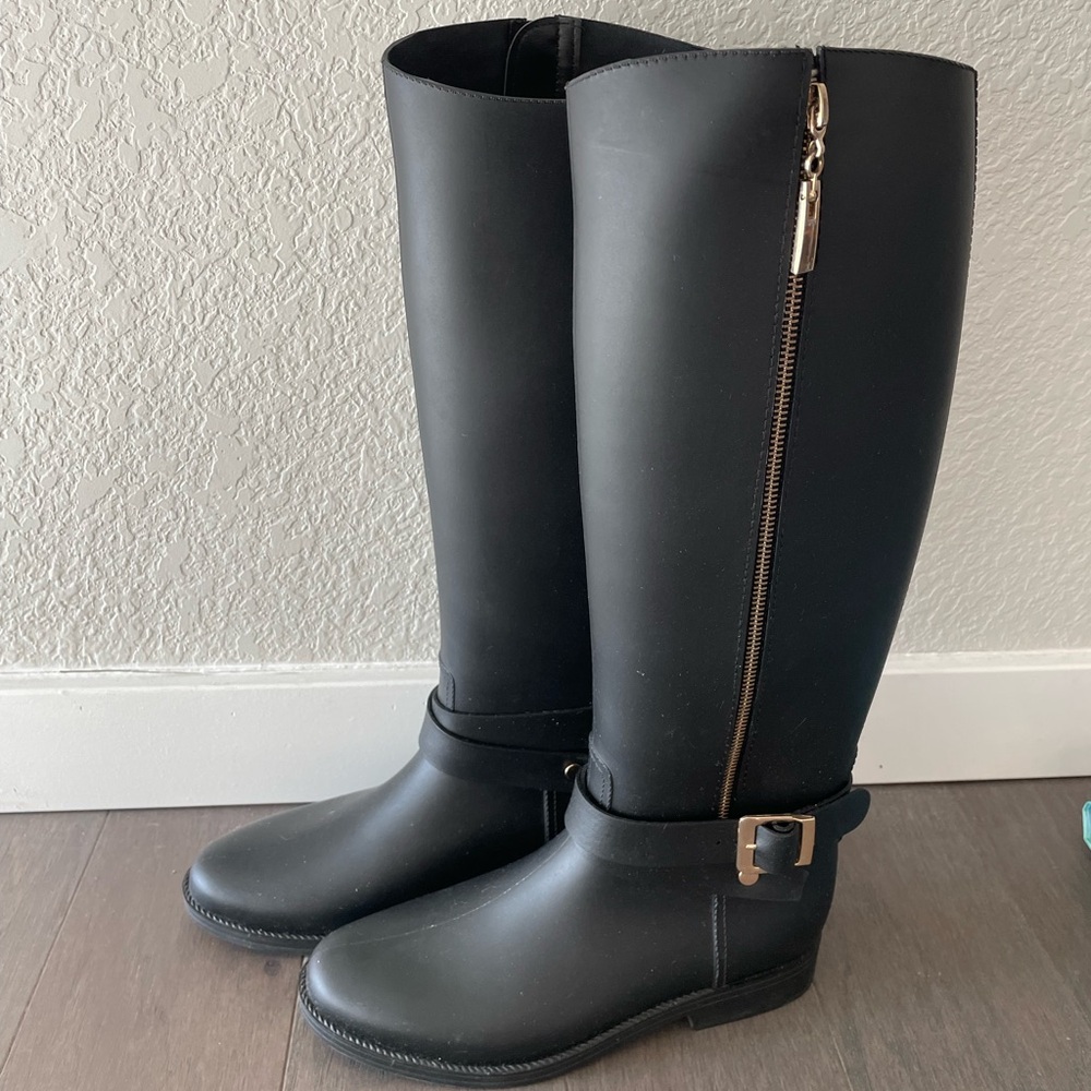 Black Knee-High Rubber Women's Boots